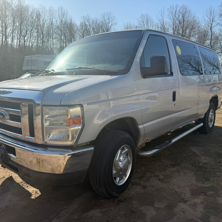 2008 FORD E350 XLT