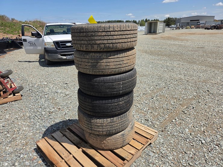 #6030-•-(6)-225/55r17-tires-w/-aluminum-rims-image-3