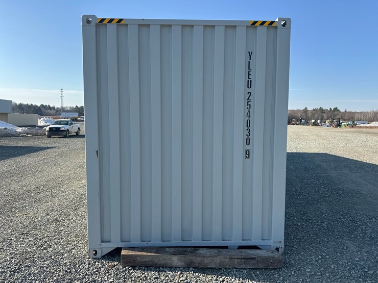 #5009-•-approx-40'-(5)-door-one-trip-shipping-container-image-4