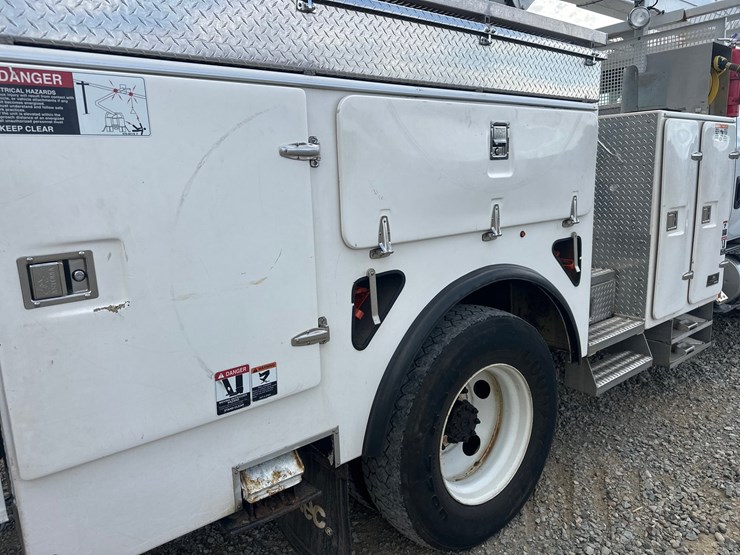2013-international-durastar-4300-image-27