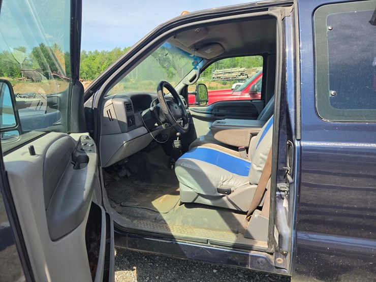 2001-ford-f350-image-37