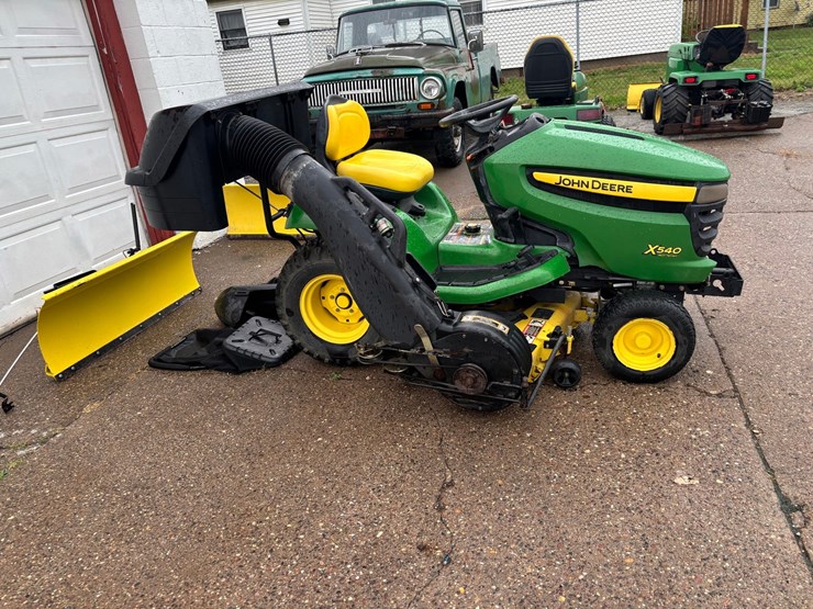 john-deere-x540-image-5