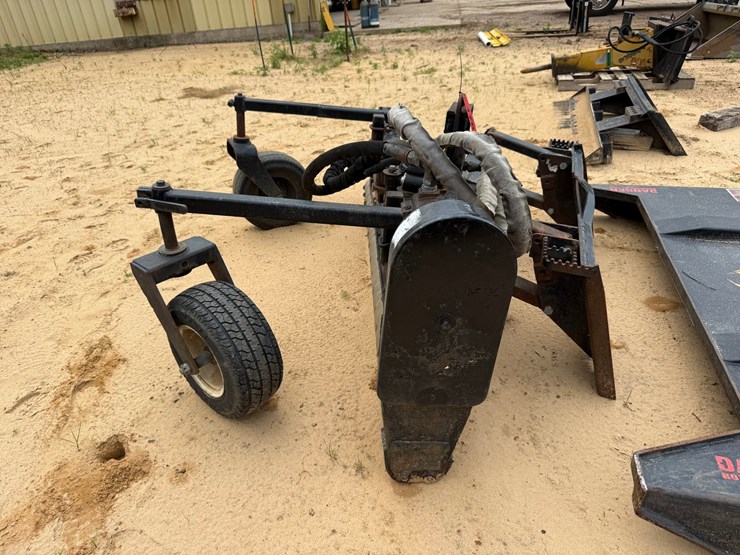 #1765-•-approx-72"-hydraulic-power-rake-attachment-image-7
