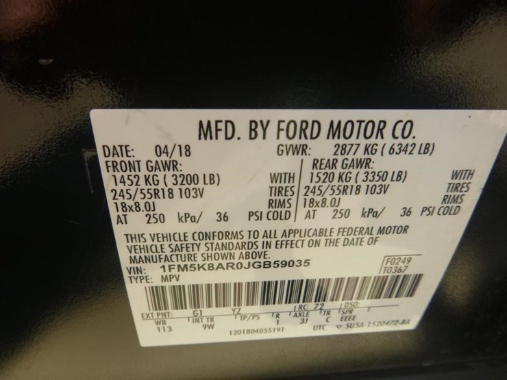 2018-ford-explorer-image-16