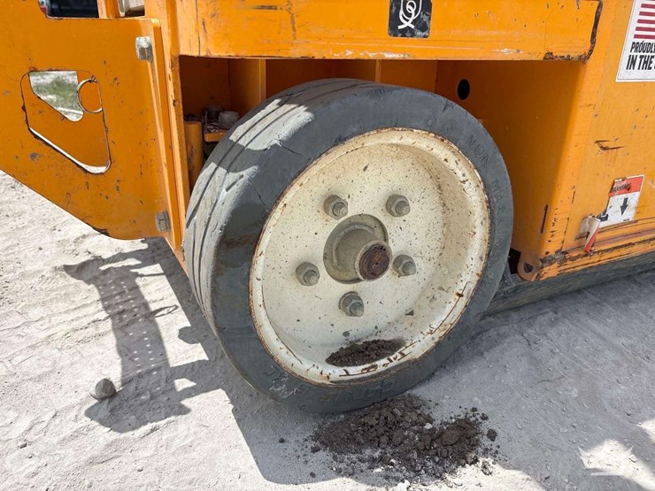 2020-hy-brid-lifts-ps-1430-14ft-scissor-lift-image-21