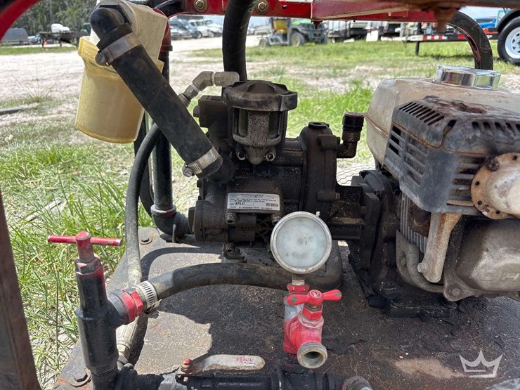 2021-portable-pressure-washer-with-water-tank-image-5