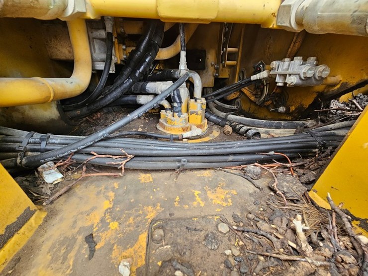 caterpillar-328d-lcr-image-51