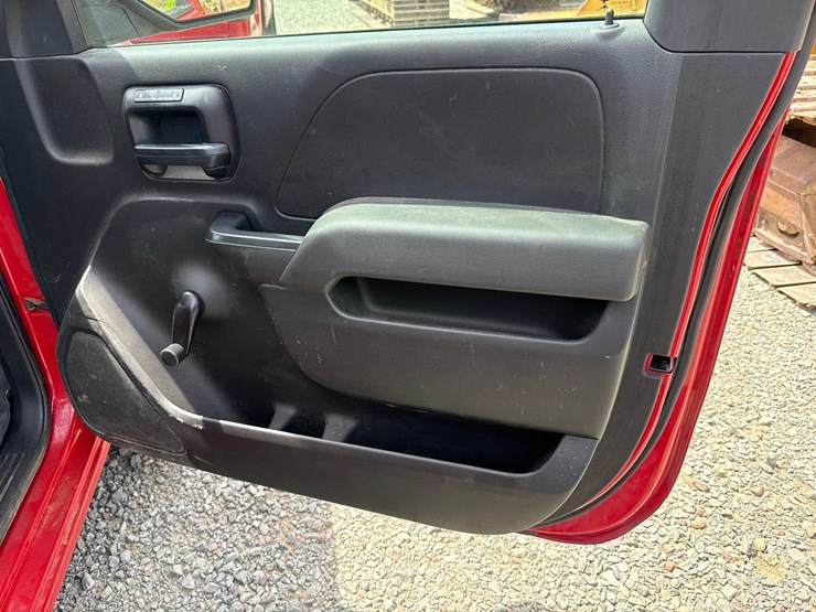 2014-chevrolet-silverado-1500-image-28