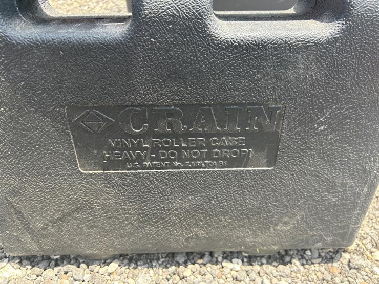 #224-•-crain-vinyl-roller-w/-case-image-4