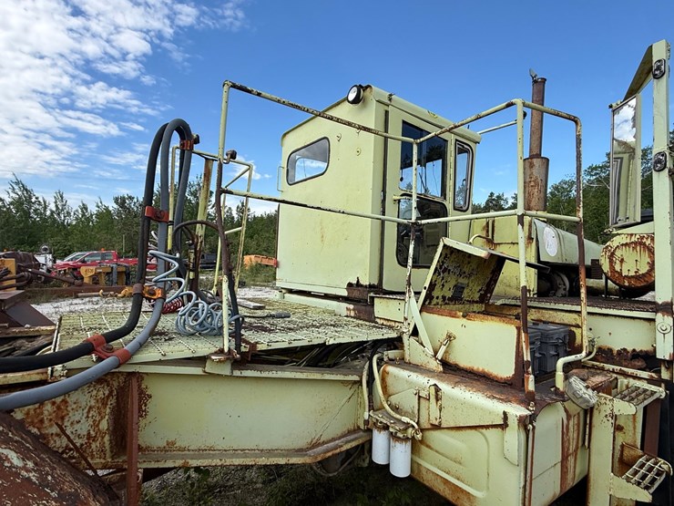 #1356-•-euclid-spotter-truck-image-28
