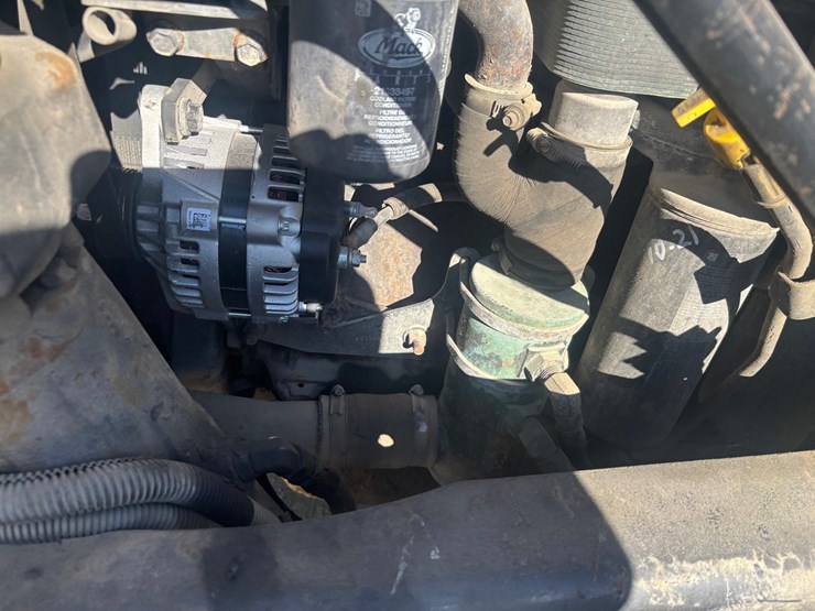 mack-rd688s-image-31