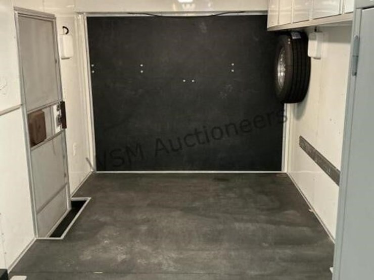 2008-progressive-ps21032hct-mobile-office-trailer-image-21