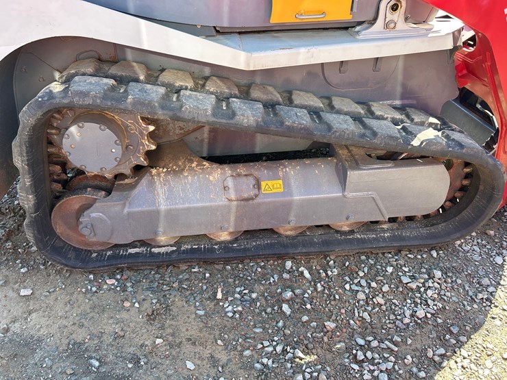 2019-takeuchi-tl10v2-image-62