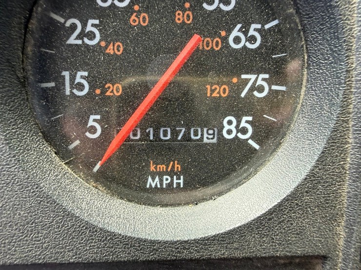 #1361-•-1995-freightliner-fuel-truck-image-57