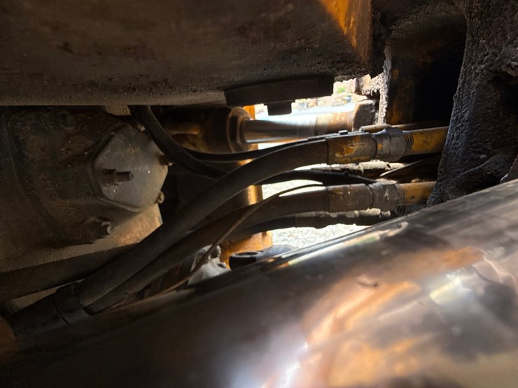 jcb-712-image-37