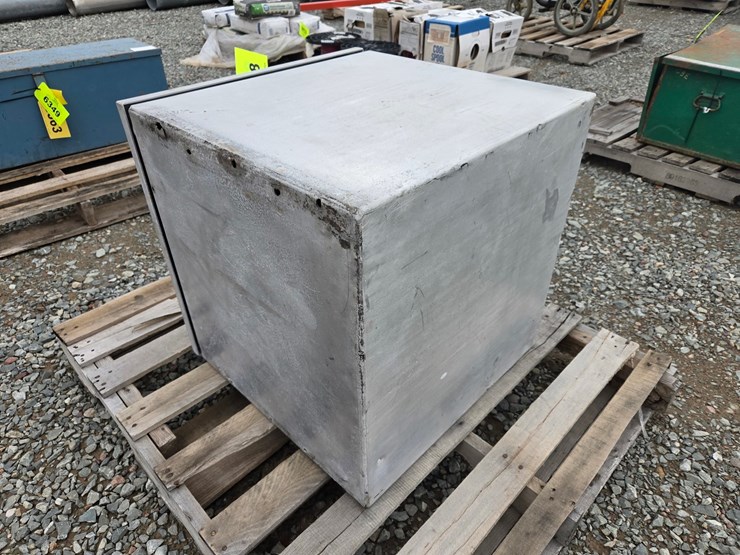 #6348-•-merritt-truck-tool-box-image-2