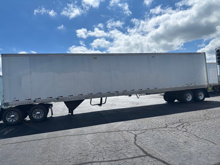 #2188-•-2002-hyundai-48'-dry-van-image-2