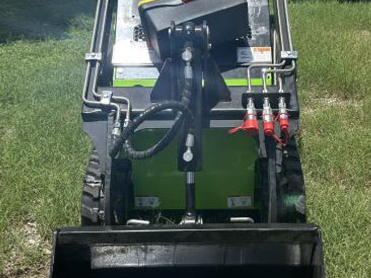 #49-•-mini-skid-steer-loader---ft36c---gas-image-4
