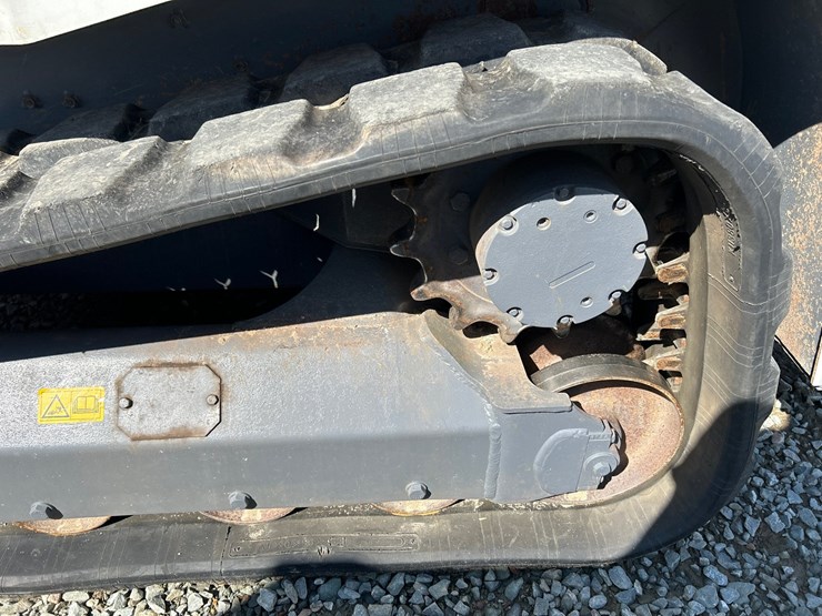 2019-takeuchi-tl10v2-image-59