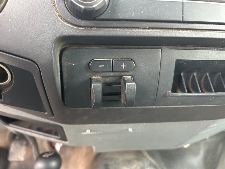 2012-ford-f250-image-37