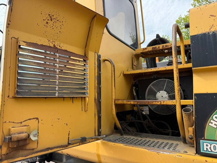 caterpillar-m318-image-72