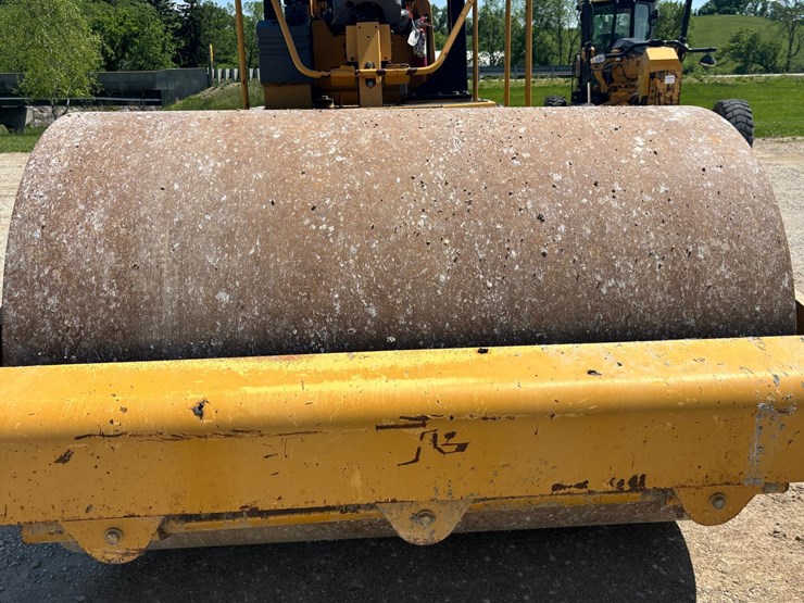 caterpillar-cs-563e-image-67