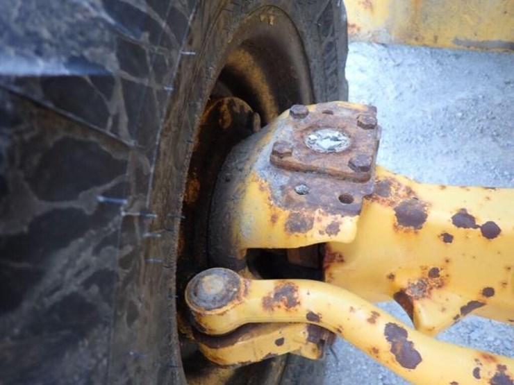 2009-deere-310sj-image-79
