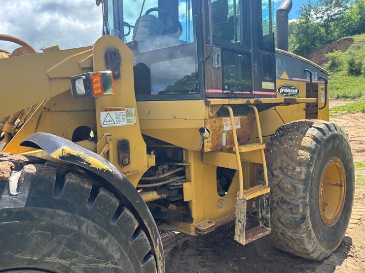 caterpillar-928g-image-8