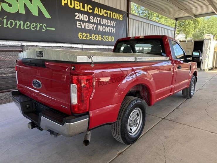 2019-ford-f250-image-8