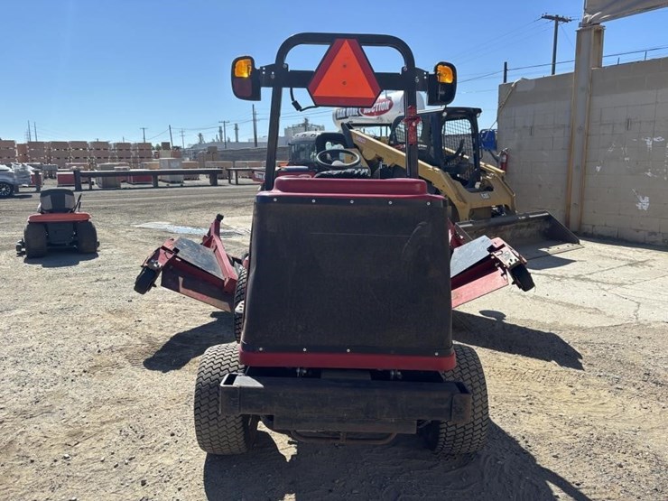 2009-toro-groundsmaster-4100d-image-6