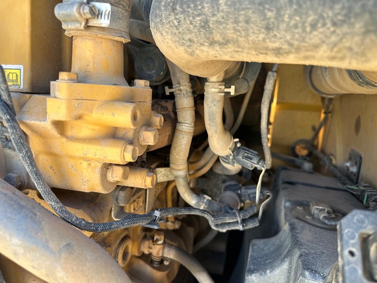 2019-caterpillar-279d-image-38