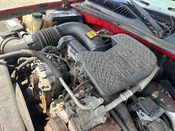 2005-chevrolet-3500-image-33