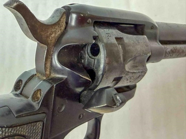 colt-revolver-image-14