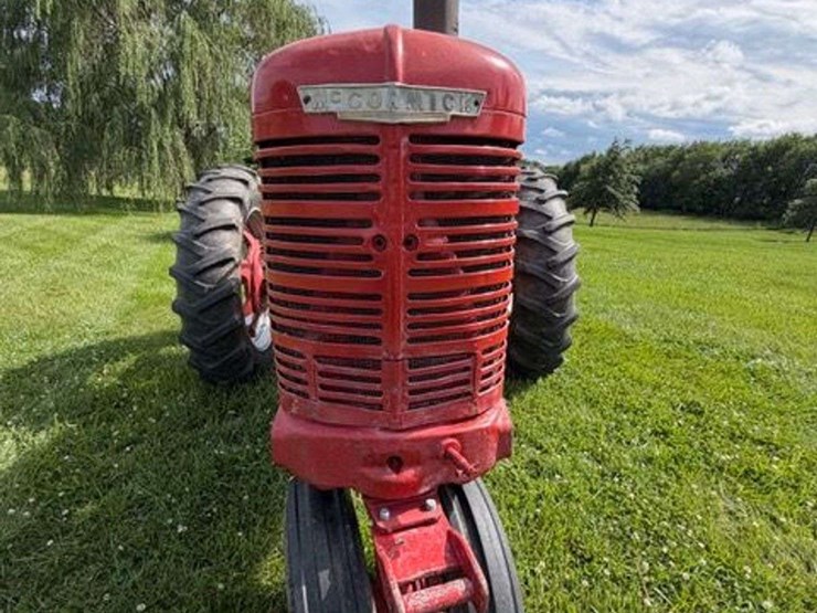 1941-farmall-m-image-12