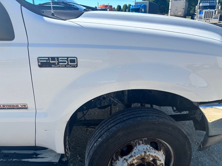 2004-ford-f450-image-21