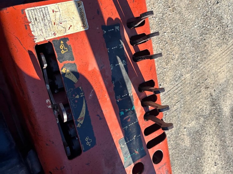 2001-ditch-witch-5110-image-26