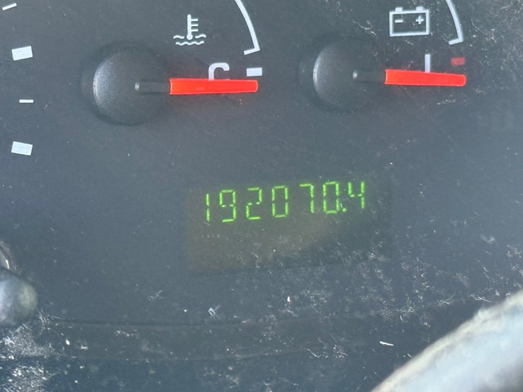 2008-ford-e350-xlt-image-30