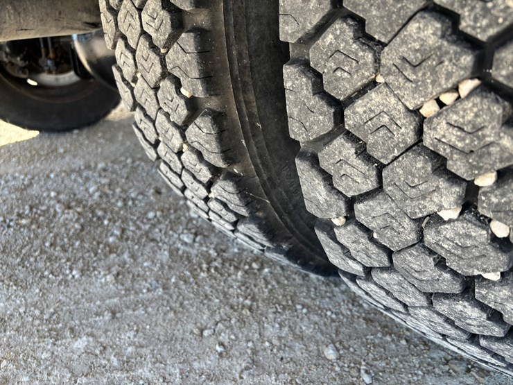 2004-ford-f450-image-85
