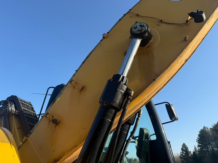 #1298-•-caterpillar-m318d-material-handler-image-21