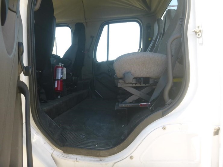 2012-imt-2820-image-16