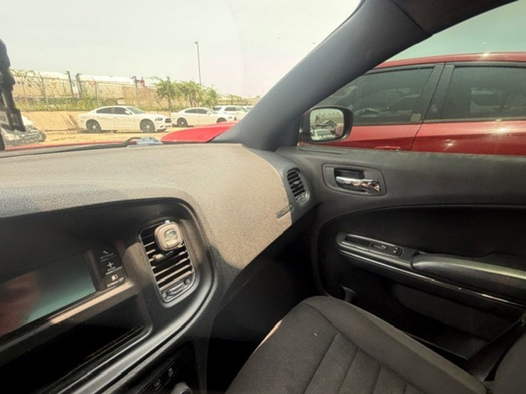 #61-•-2014-dodge-charger-image-25