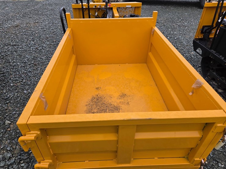 #5054-•-j1500-crawler-dumper-image-23