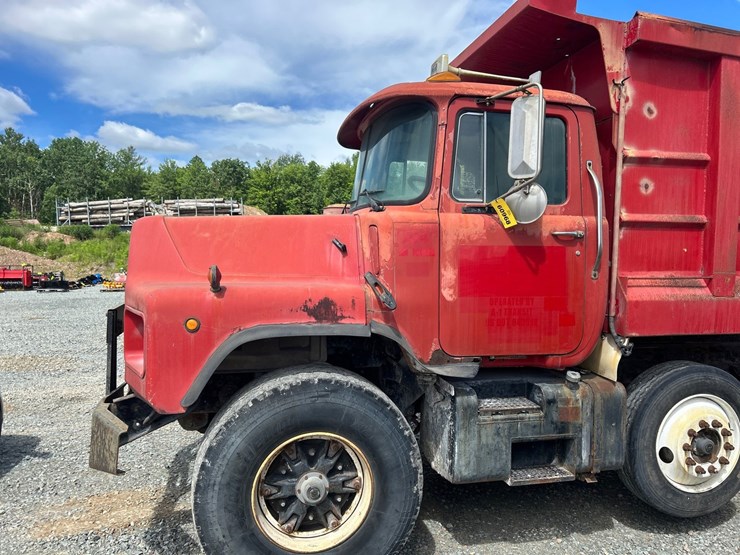 mack-dm688s-image-13