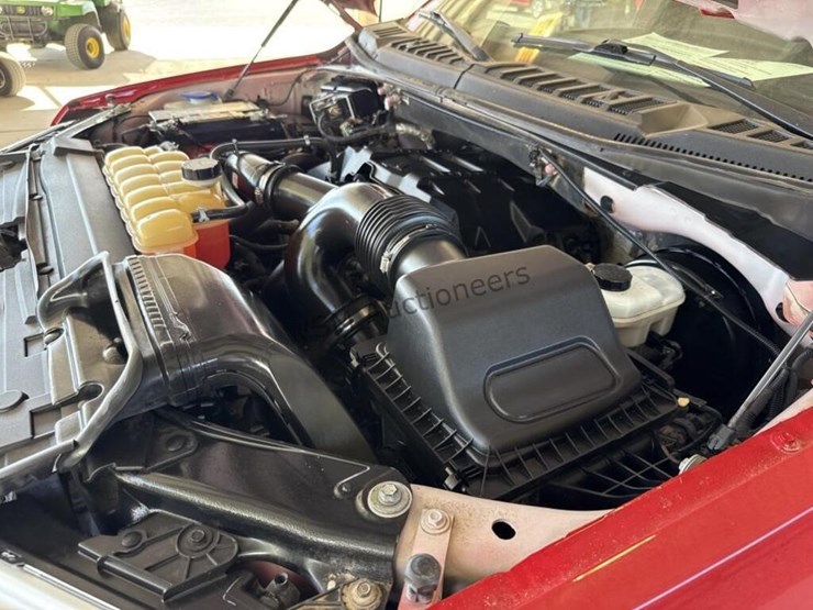 2018-ford-f150-image-12