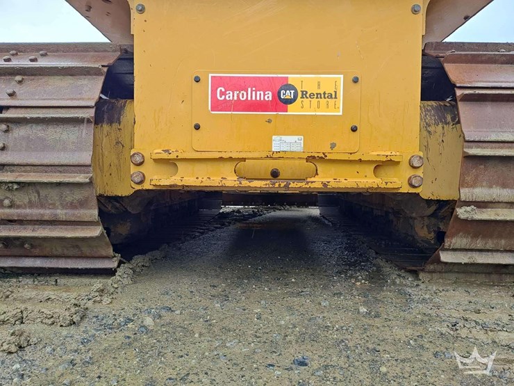 2020-caterpillar-d1-image-18