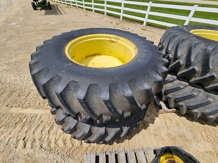 john-deere-8430-image-48