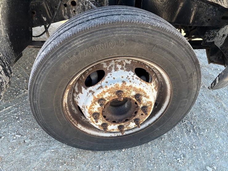 2004-ford-f450-image-81