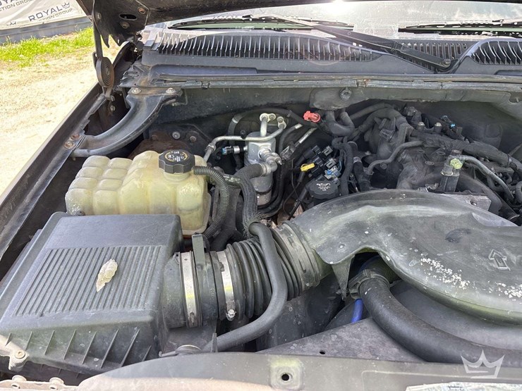 2003-gmc-yukon-denali-image-9
