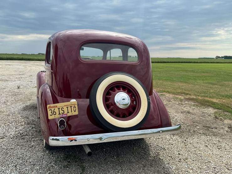 1936-chevrolet-two-door-sedan-image-4