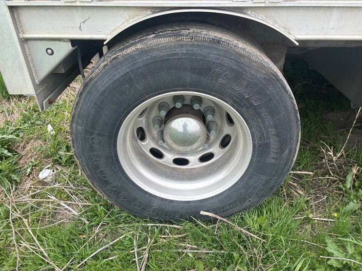#2150-•-2017-barrett-53'-cattle-semi-trailer-image-87